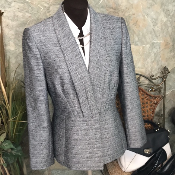 Tahari 🌹 stunning suit jacket coat blazer. - Picture 4 of 12